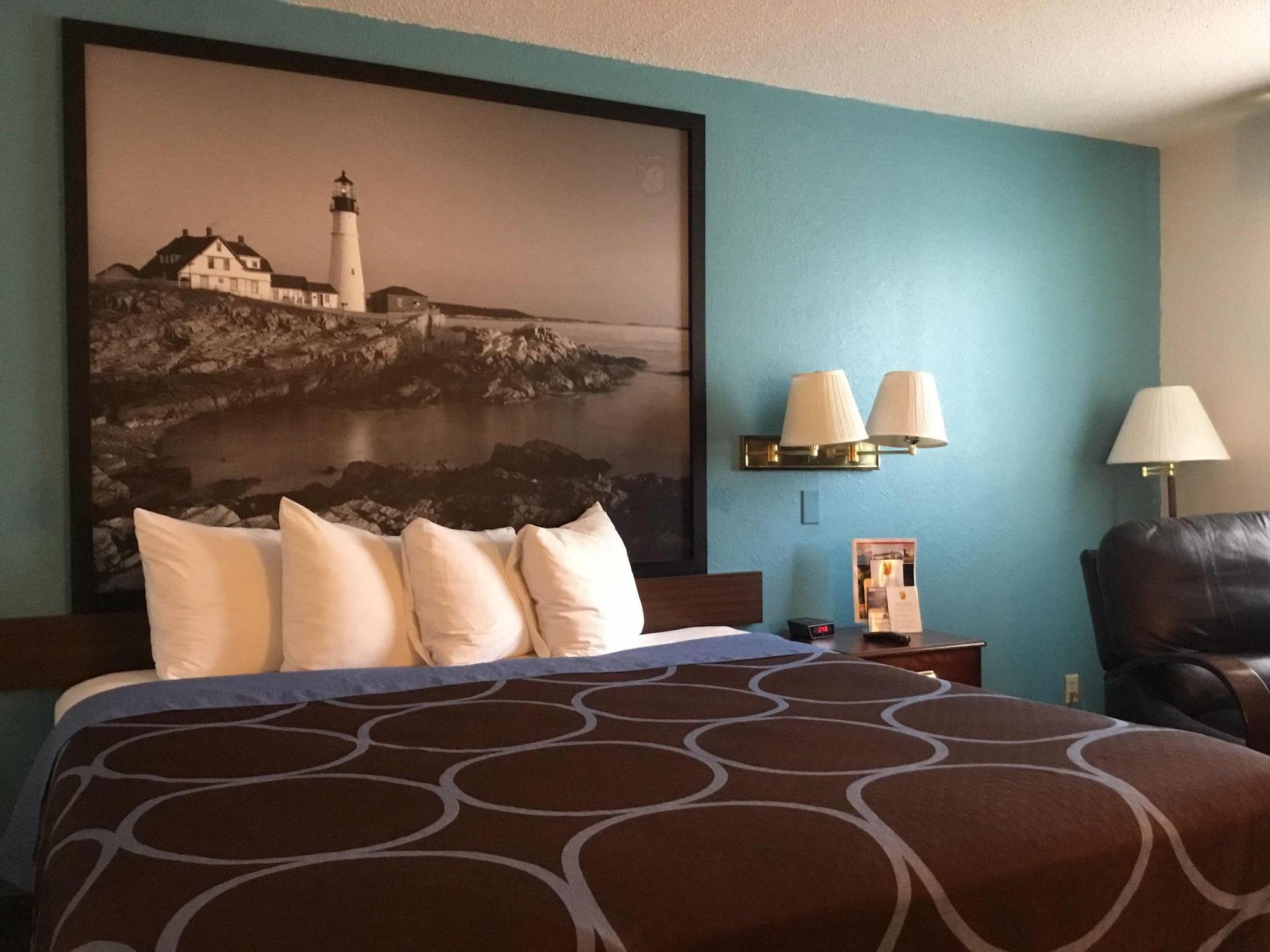 Super 8 By Wyndham Portland/westbrook Area Westbrook